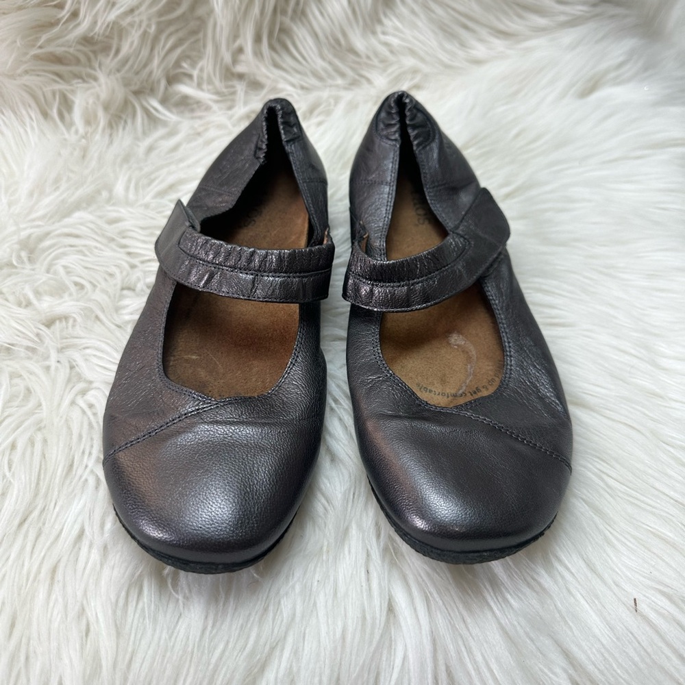 Taos Size 40 Footwear Leather Flats